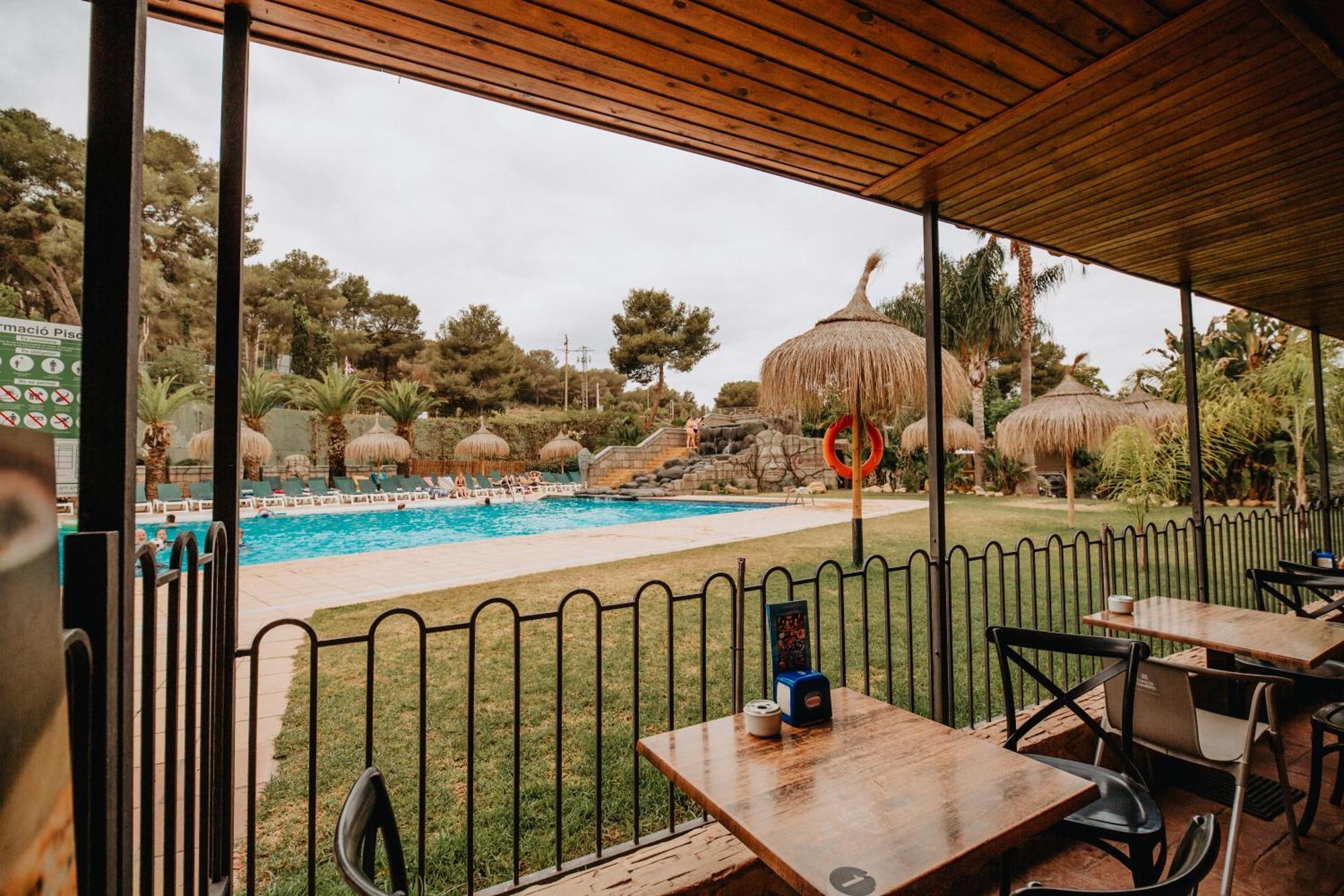 Camping Caledonia Tamarit Exteriör bild